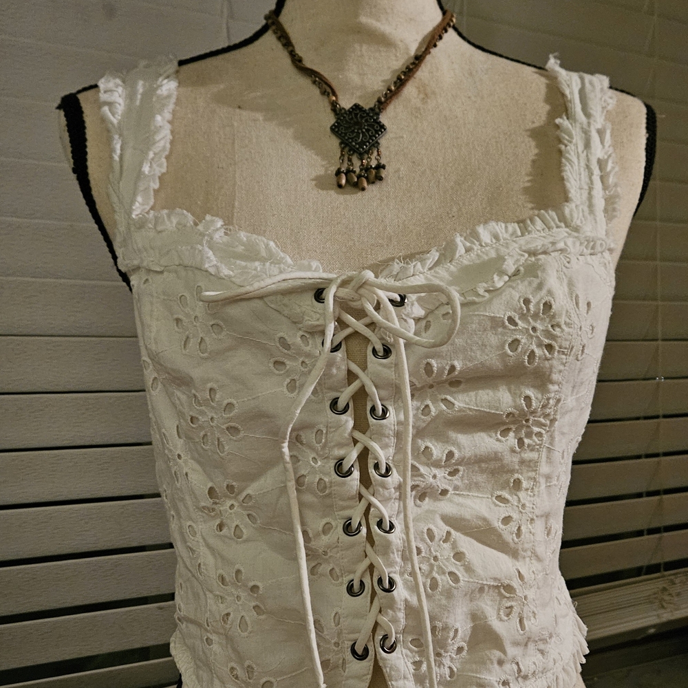 Urban Outfitters White Lace-Up Eyelet Top With Chicos Necklace Gift.